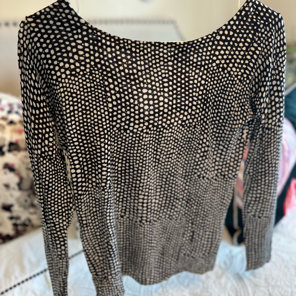 Kokun Polka Dotted Print Criss Cross Back Top Size XS - Picture 2 of 4